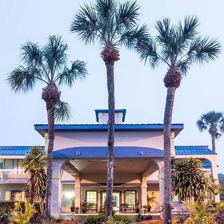 Quality Inn Tampa Lake Magdalene Exteriér fotografie
